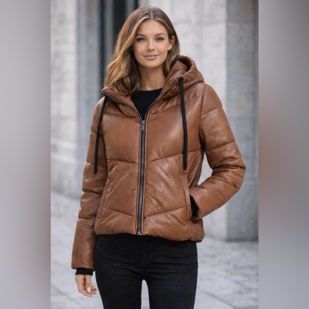 LAST CHANCE Faux Leather Puffer jacket